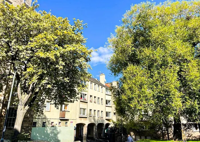 Charming Old Town 2 Bed Apt, 2Mins From Royal Mile