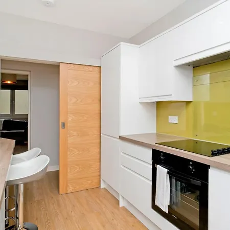 Charming Old Town 2 Bed Apt, 2Mins From Royal Mile Edinburgh Exterior photo