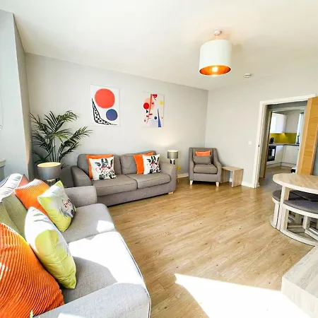 Charming Old Town 2 Bed Apt, 2Mins From Royal Mile Edinburgh Exterior photo
